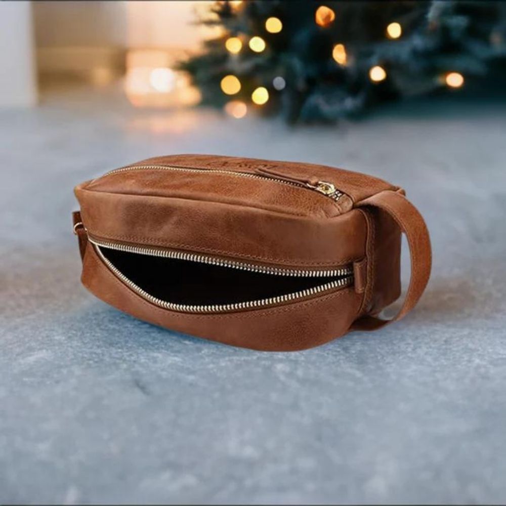 brown-leather-travel-bag