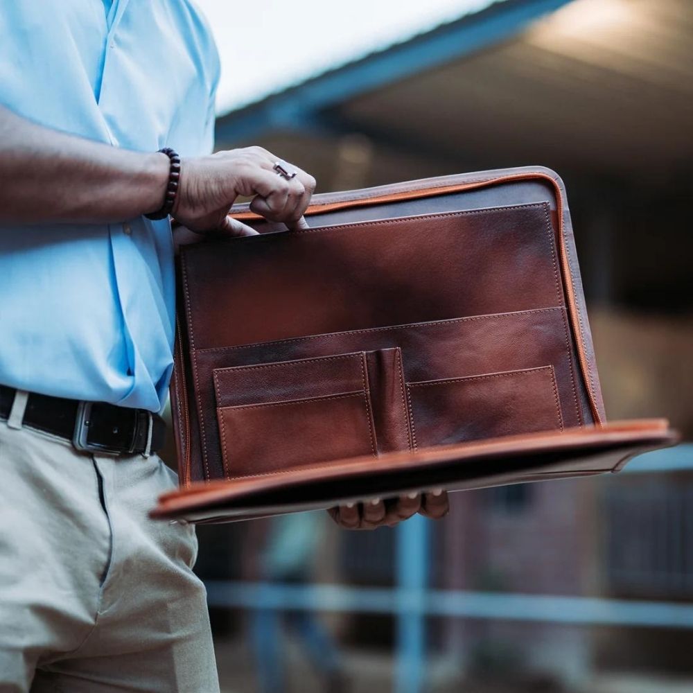 brown-leatherbriefcase-mens