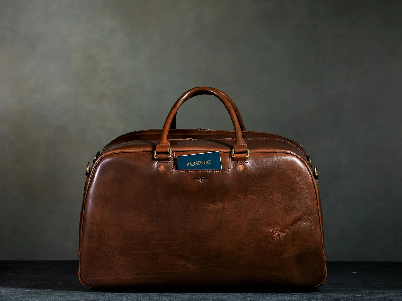 Executive Vegan-Look Weekender / Travel Duffle