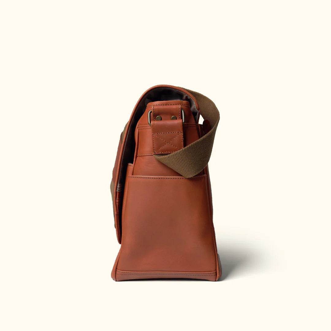 Heritage Large Leather Messenger Bag