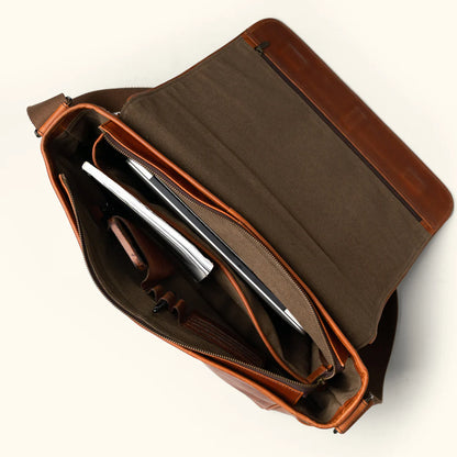 Heritage Large Leather Messenger Bag