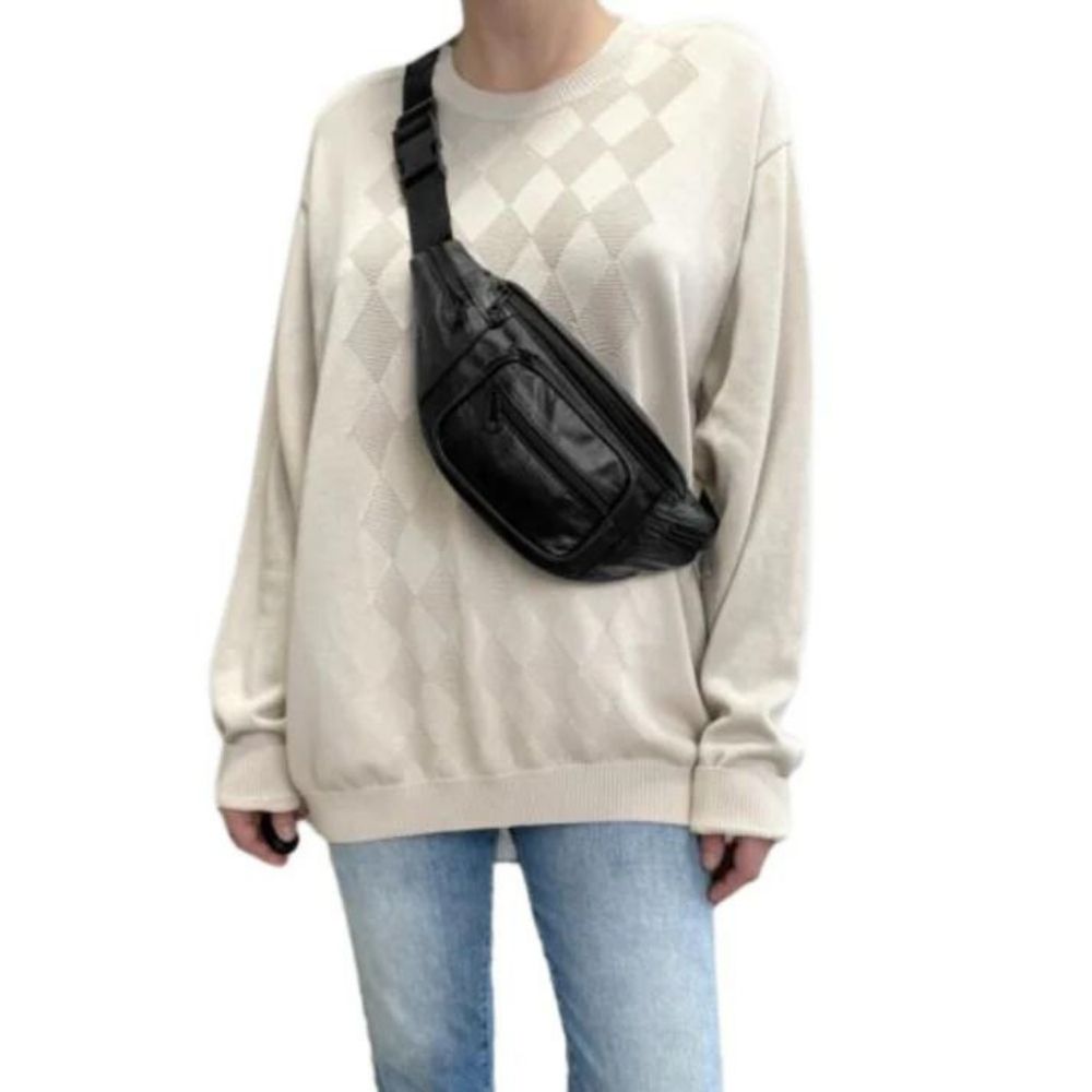 black-leather-travel-bag