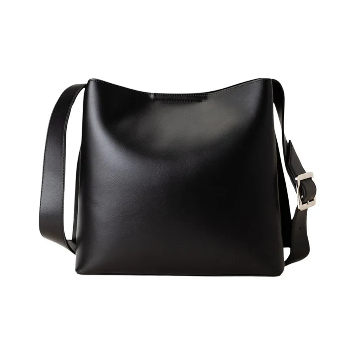 black-tote-leather-bag