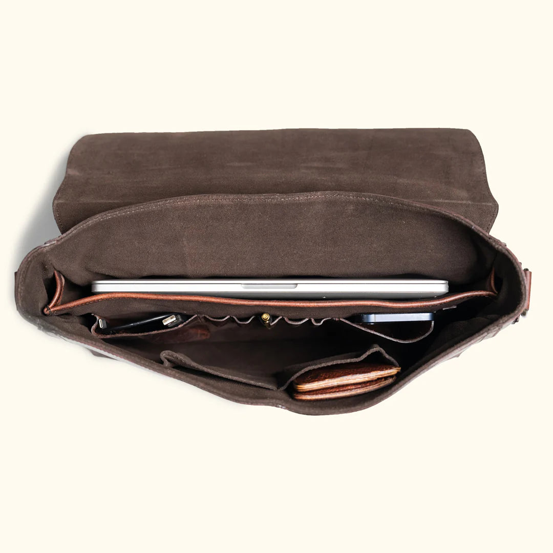 Full-Grain Leather Laptop Messenger Bag – Vintage Style