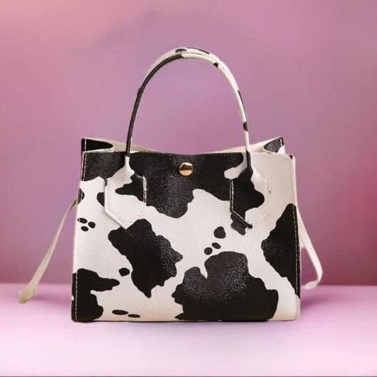 womens-black-and-white-cowhide-bag