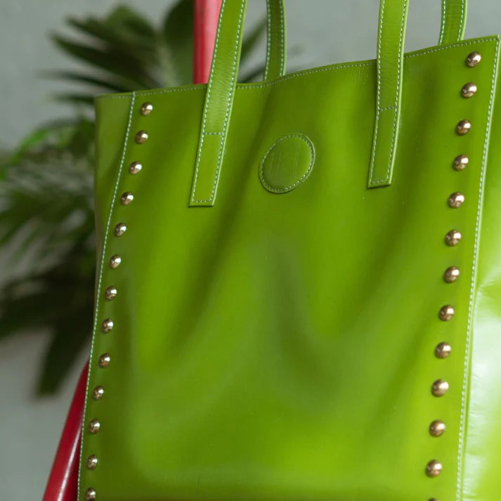 womens-leather-green-tote-bag
