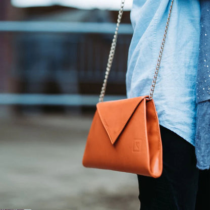 womens-orange-leather-bag